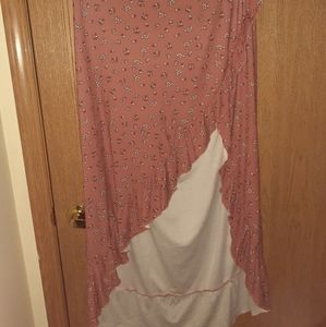 Plus Mauve Floral Print Flounce Maxi Skirt